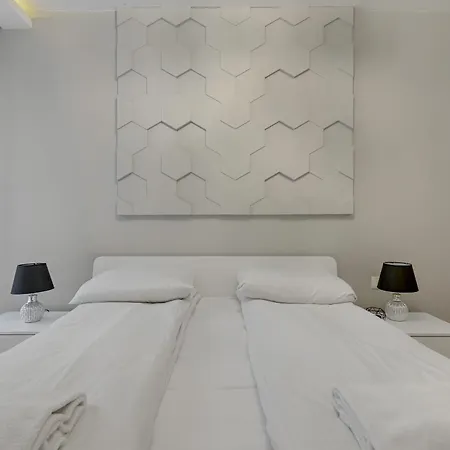 Szafarnia By Grand Apartment *