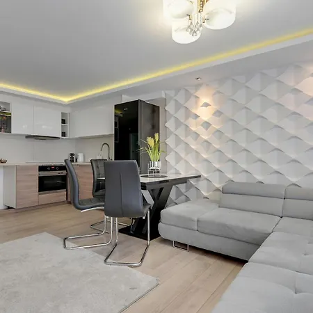 Szafarnia By Grand Appartement
