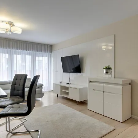 Szafarnia By Grand Apartman
